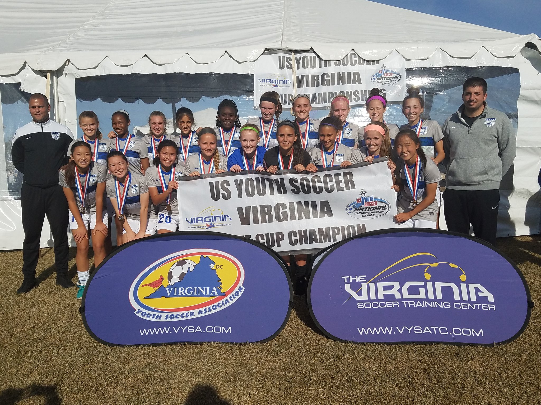 01/02 Girls Crowned U16 State Champs!